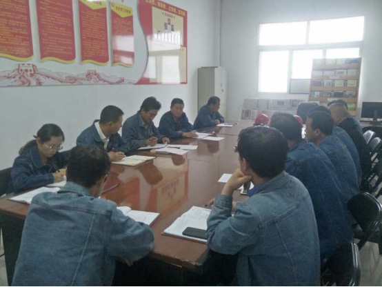 深入贯彻落实&ldquo;党的建设重点强化年&rdquo;活动向基层支部延伸